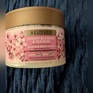Cherry Blossom & Tea Rose Body Scrub
